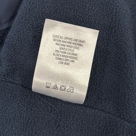 Puffer Coat with Hood - Picture 13 of 15